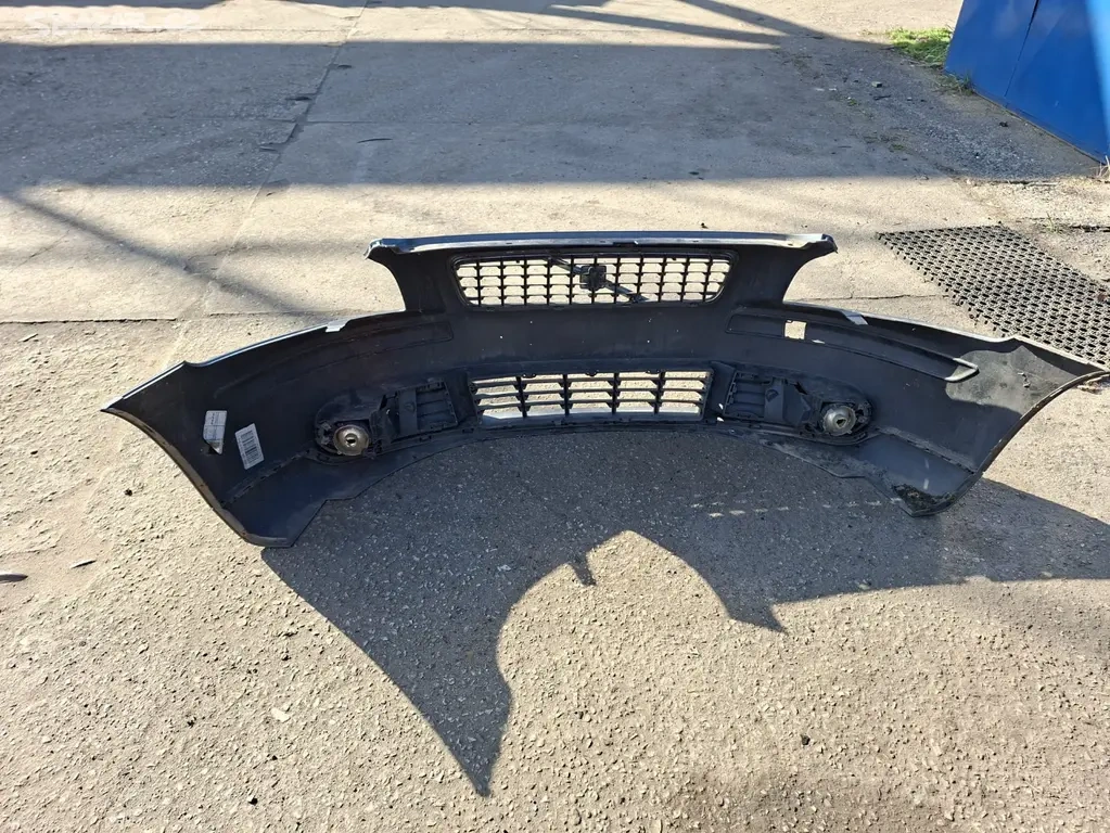Přední nárazník Volvo s40 (2004) - 8