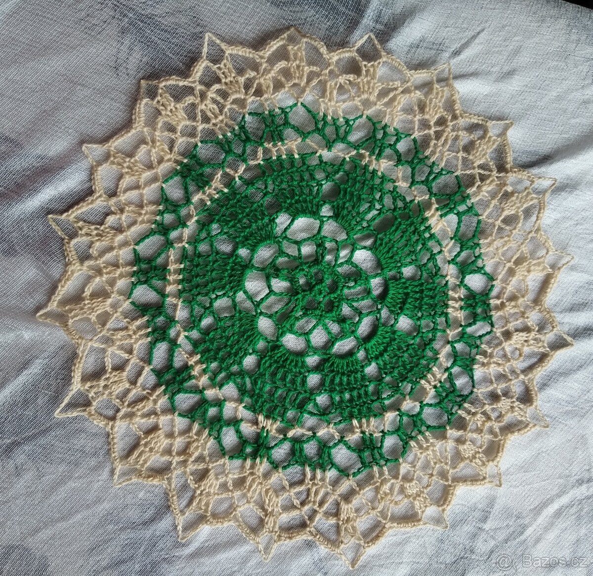 Ručně háčkované dečky - 8