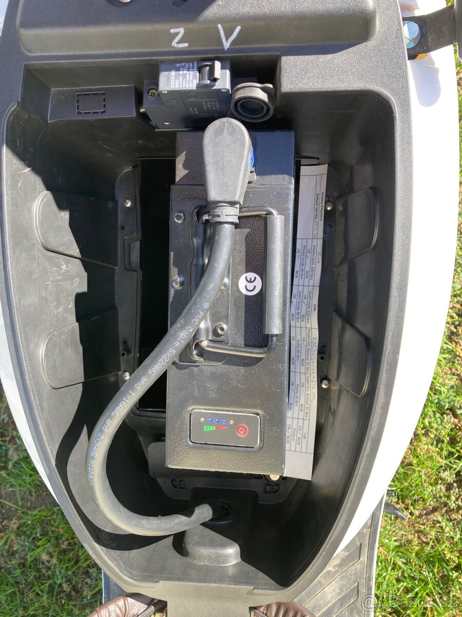 Elektrický skútr JMI E-castor - 8