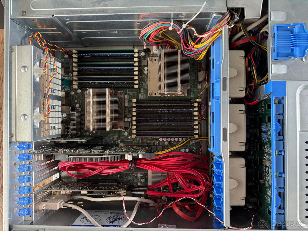 Supermicro X8DAH, 2x Xeon X5550, 12Gbram - 8