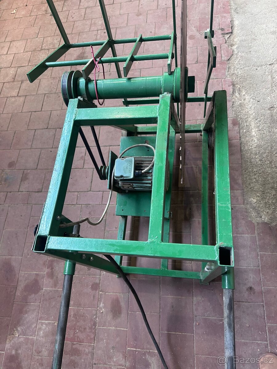 Cirkulárka s kolébkou , pila - 8