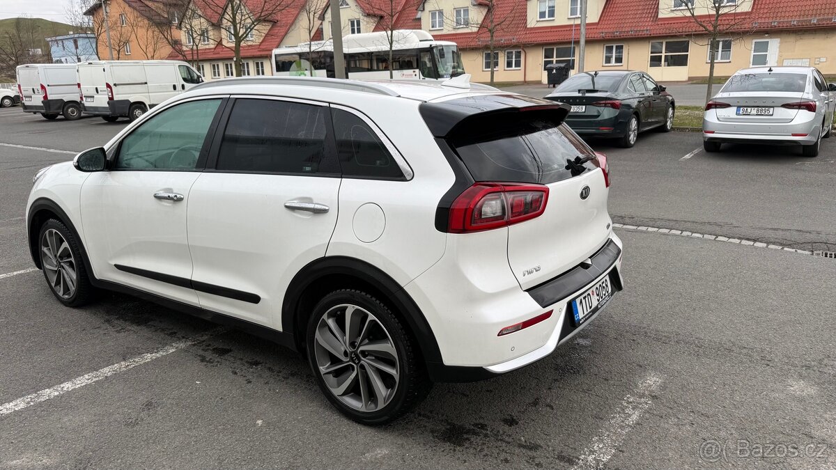 KIA Niro 1.6 HEV DCT - 8