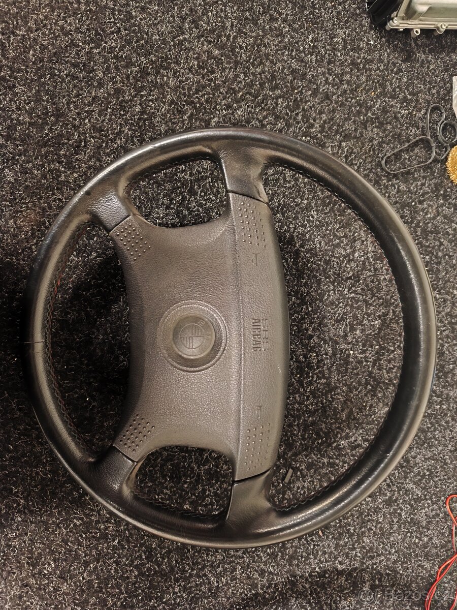 BMW volanty e60/E90/e70 - 8