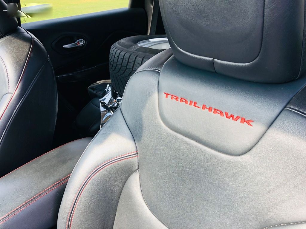 JEEP CHEROKEE 200KW - 8