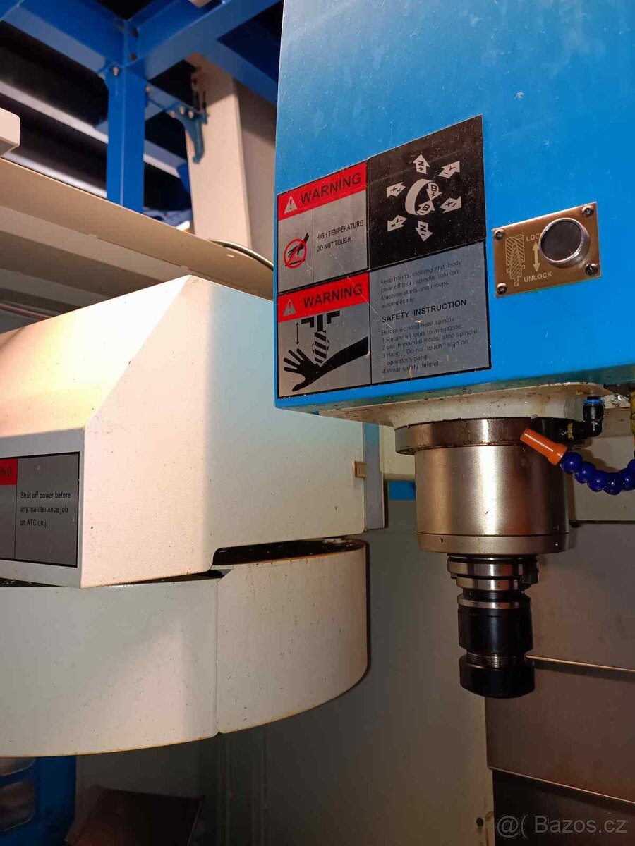 KNUTH VECTOR 610 CNC vertikální obráběcí centrum FANUc - 8