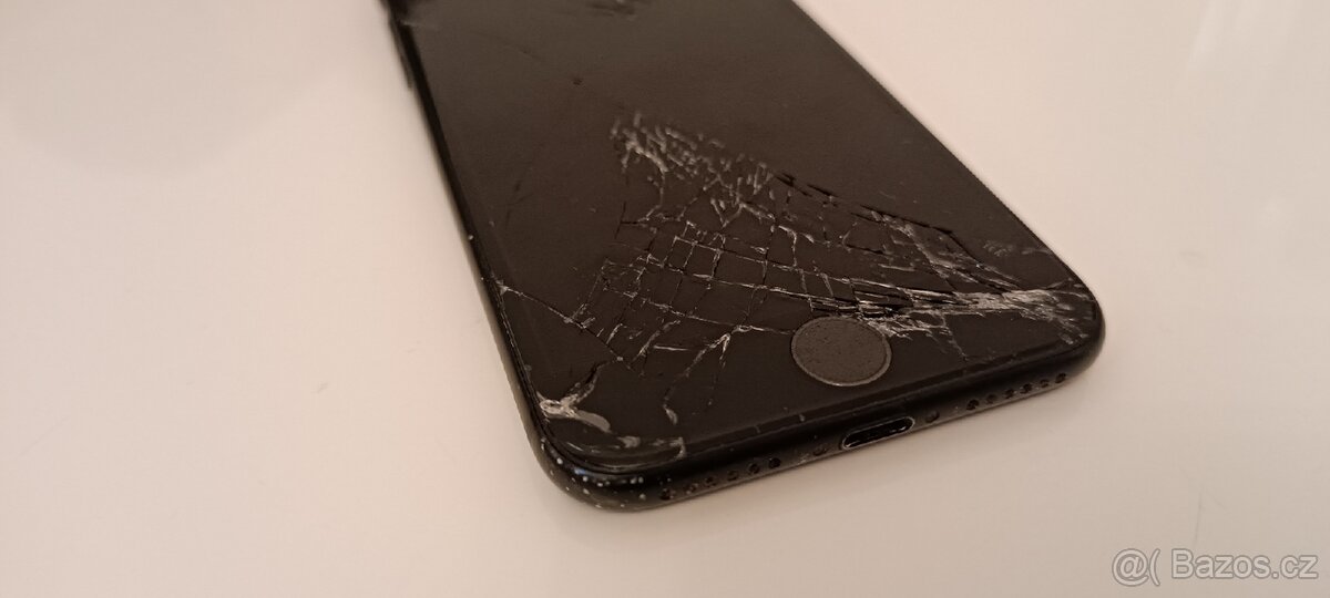 iPhone 7 256GB FMI ON, iCloud status clean - 8