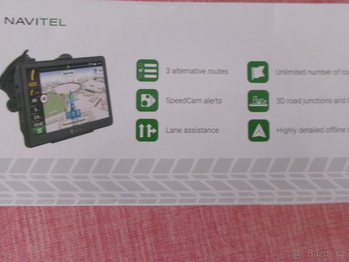 Navigace Navitel E700. - 8