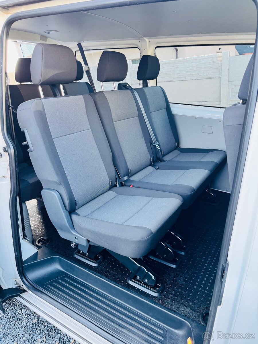 VW TRANSPORTER 2.0 TDI, 2019 Klima, 9 míst DPH - 8