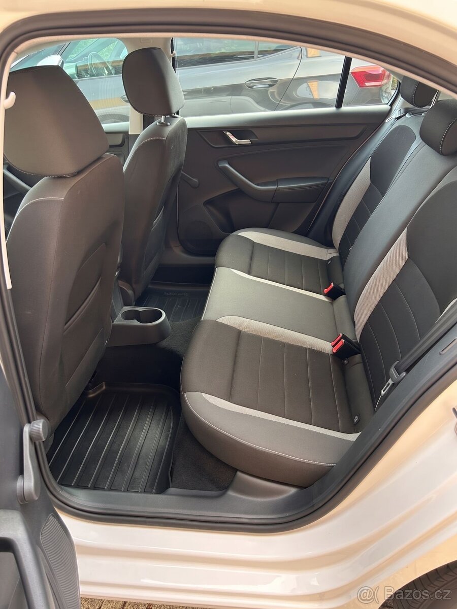 Škoda Rapid Fresh 1,2 TSI 81 kW - 8