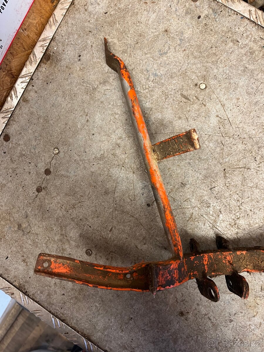 Kříž Jawa pionýr 20 - 8