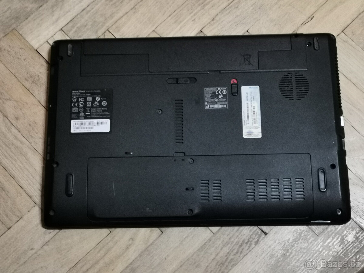 Notebook eMachines E642 15,6" AMD P340 3G 320GB Win10 - 8