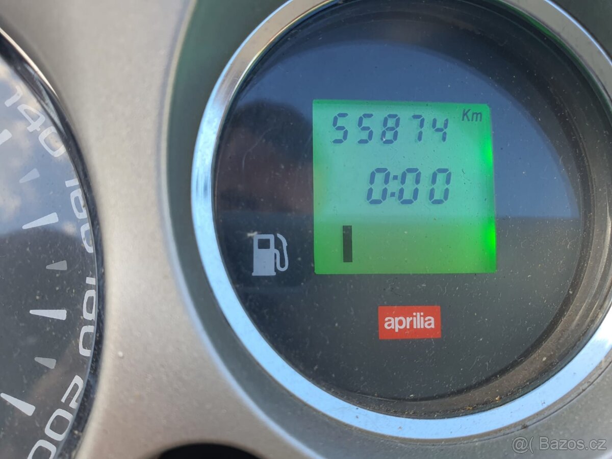 Aprilia Scarabeo 500 - 8