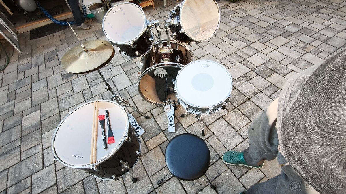 Souprava bicích Millenium. - 8