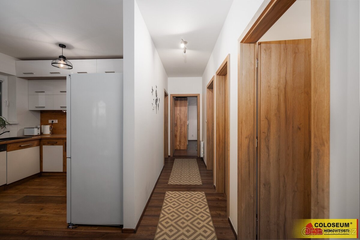 Břežany u Znojma, RD 4+kk, dřevostavba, terasa, zahrada, krb - 8