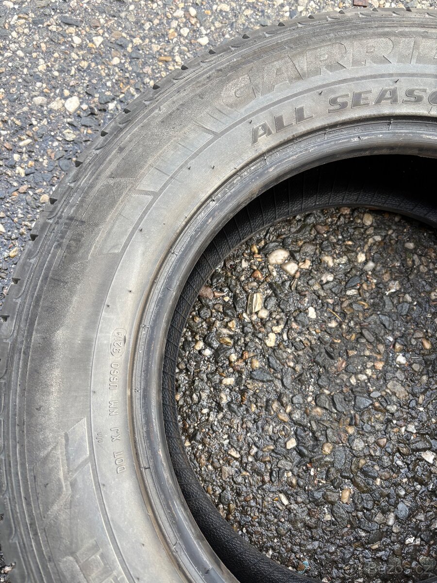 Celoroční pneu 215/65 R 16 C - 8