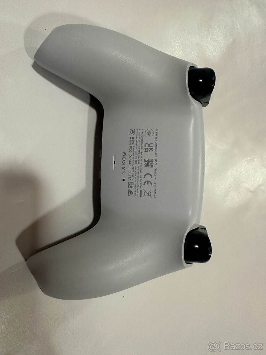 Playststion 5 (PS5) - jako nový - 8