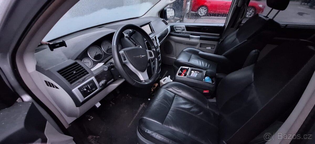 Chrysler Grand Voyager RT, 2.8 CRDi - 8