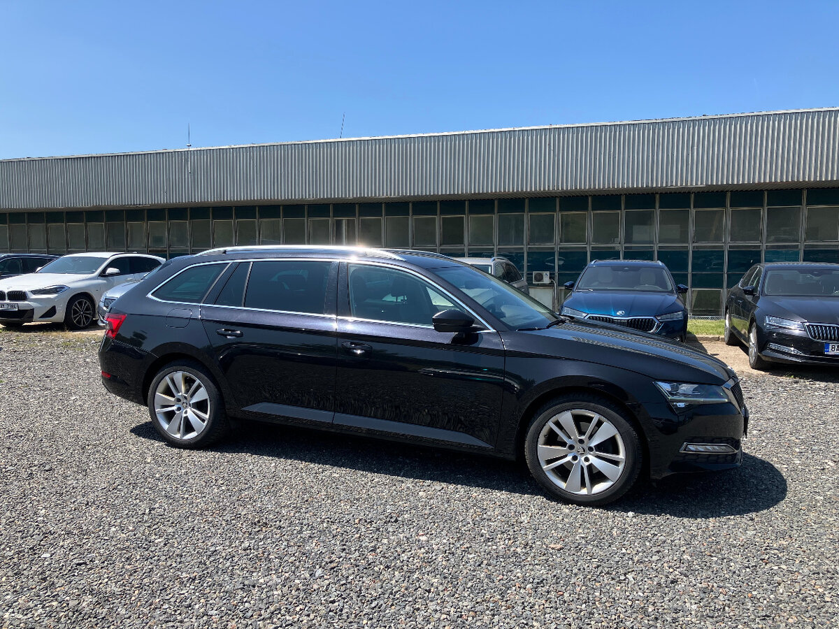 ŠKODA SUPERB 2,0TDI STYLE LED KŮŽE MANUÁL - 8