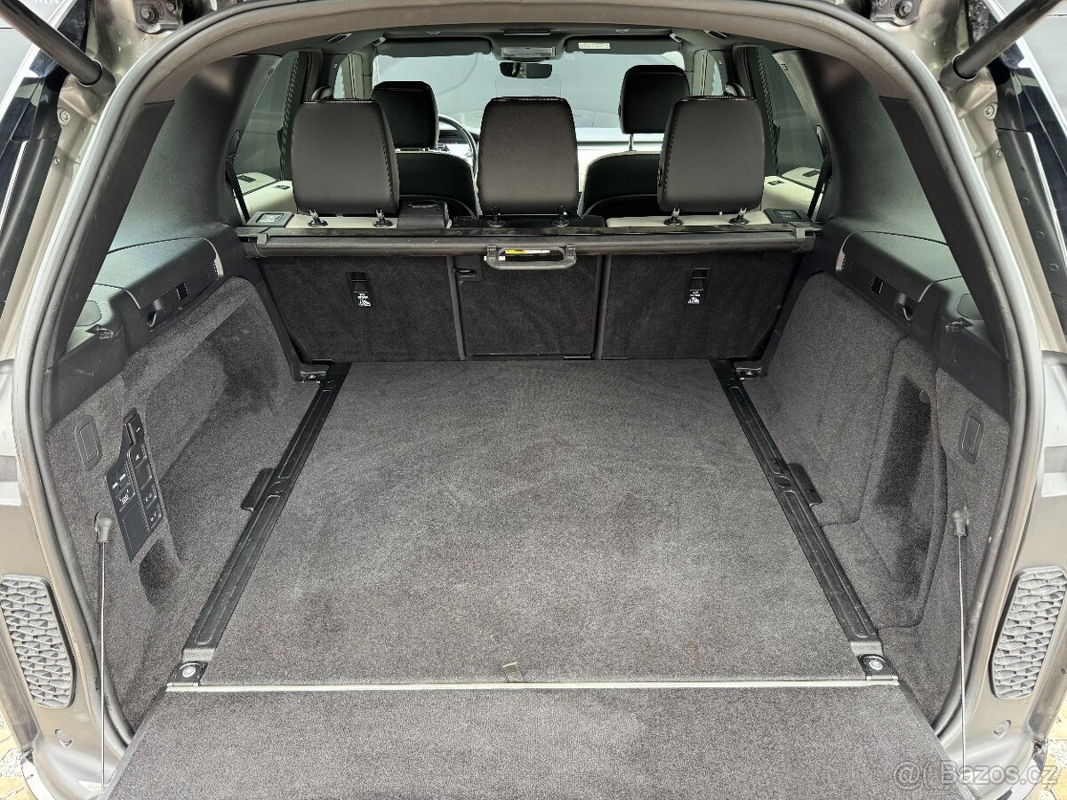 Land Rover Discovery D300 R-DYNAMIC S AWD AT ČR DPH - 8