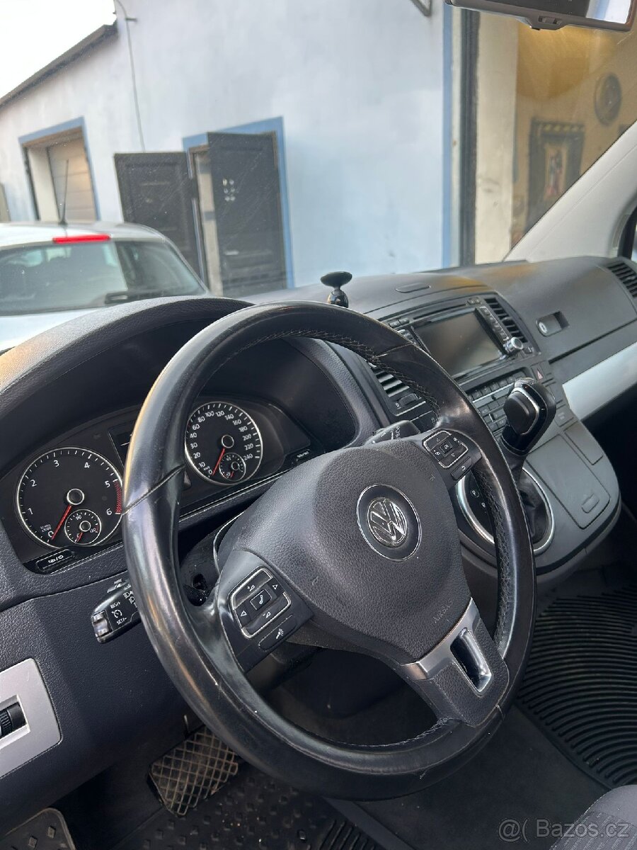 VW Multivan T5 - 8