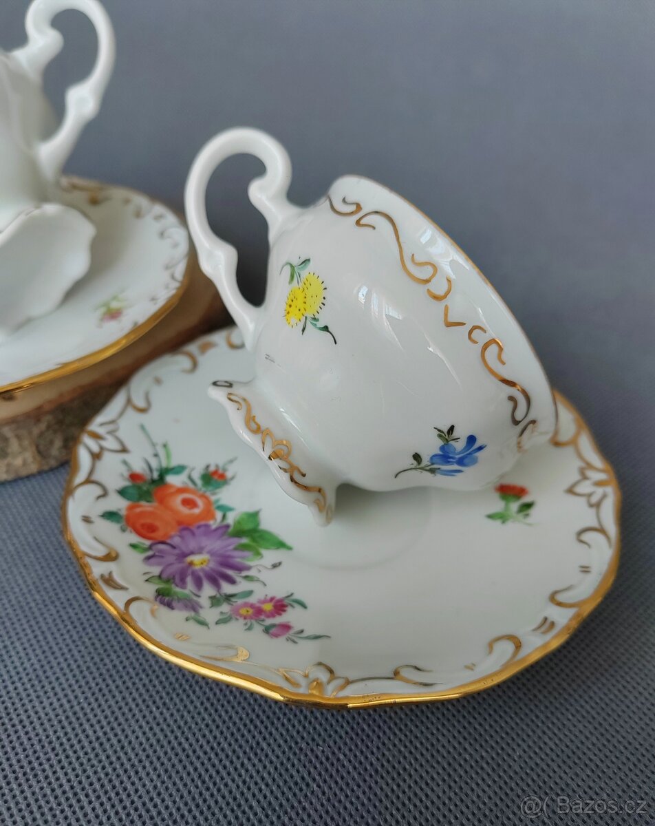 Krásný set porcelánových mokka šálků s podšálkem - 8