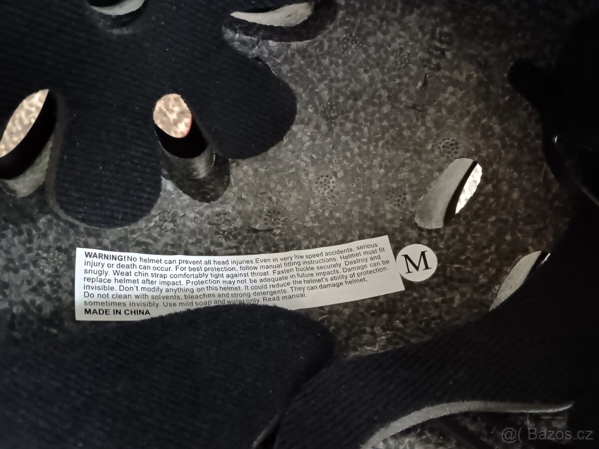 Přilba na kolo pro dítě vel. M velmi zachovalá - 8