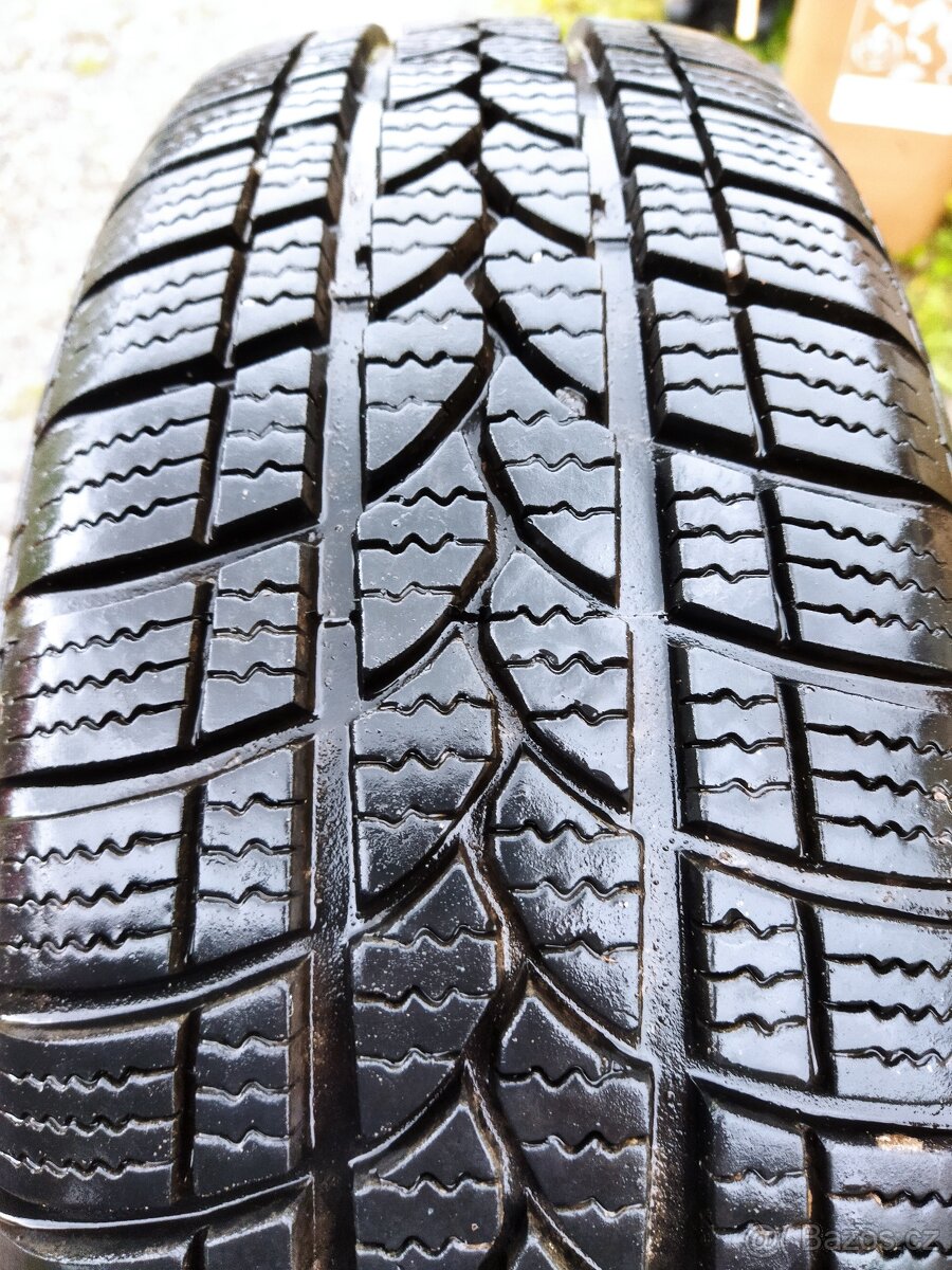 Prodám sadu ALU disků Nissan R15 4x114,3 - 8