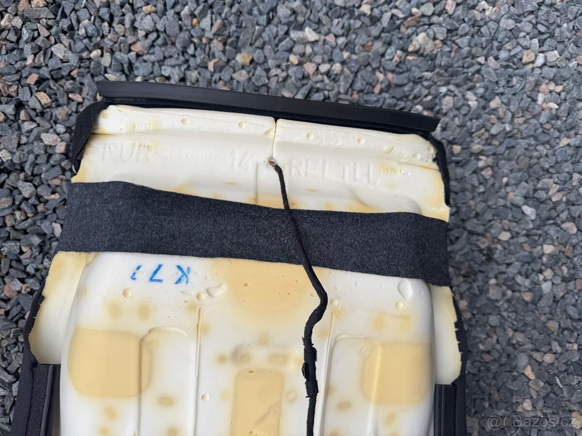 Vyhřívaný podsedák do VW Golf Cup - 8