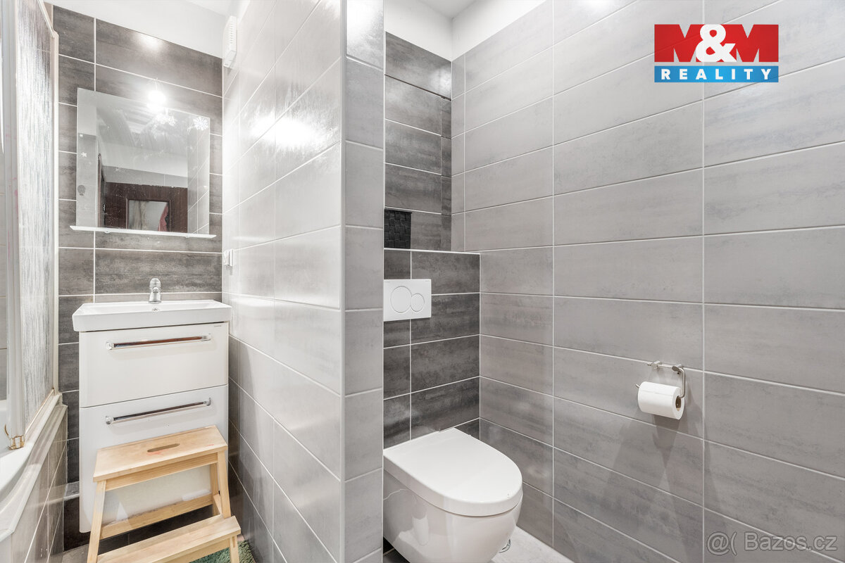 Prodej bytu 4+1, 98 m², Česká Lípa, ul. Hradecká - 8