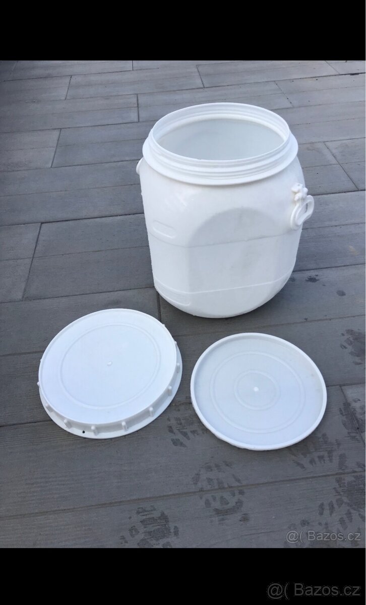 Plastový sud 50 L s těsnícím víkem - 8