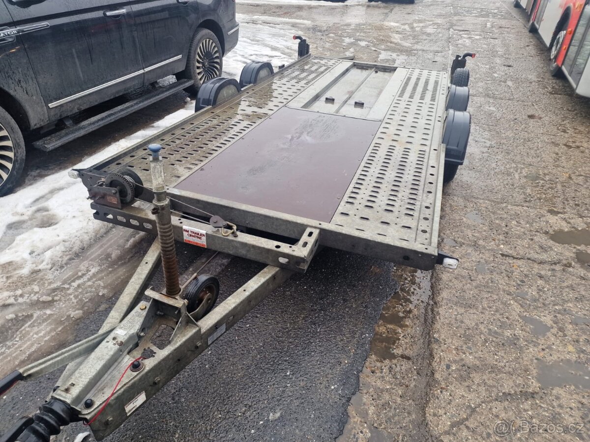 Brian James - autopřepravník - 8