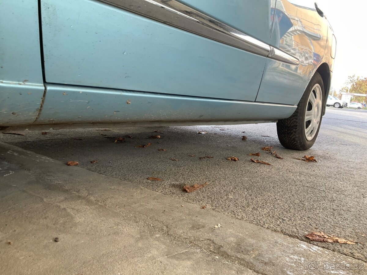 Daihatsu Sirion 1,0 TOP - 8