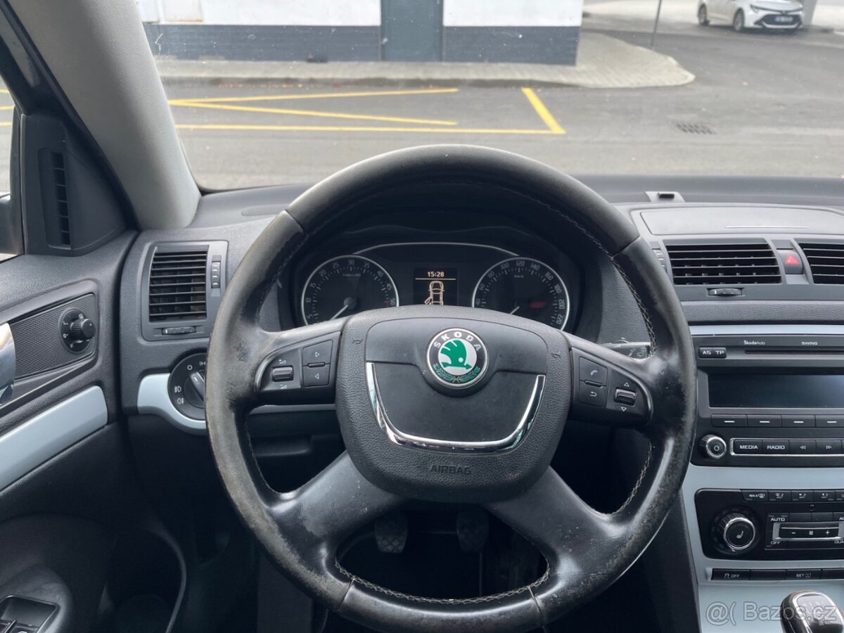 Škoda Octavia 1.6 TDi • 7/2011 • 77kw • 2 sady kol - 8