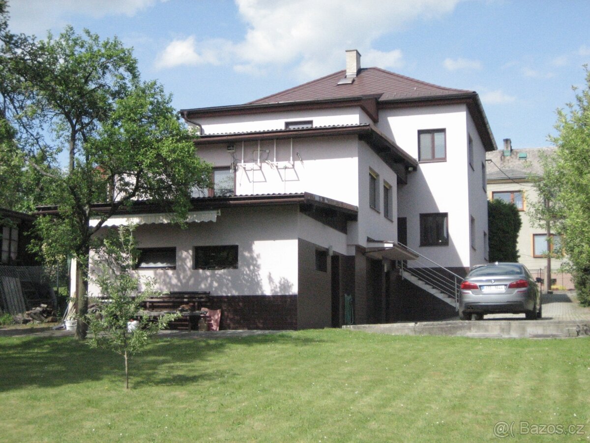 PRODEJ RODINNÉHO DOMU - 8