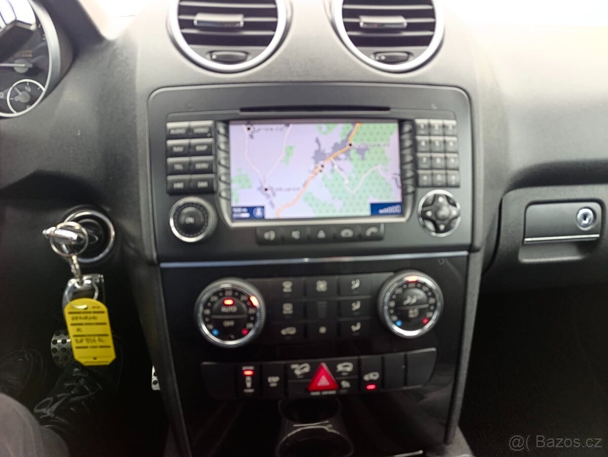 Mercedes-Benz Třídy M 320 CDi 4Matic, Navi, Xenony - 8