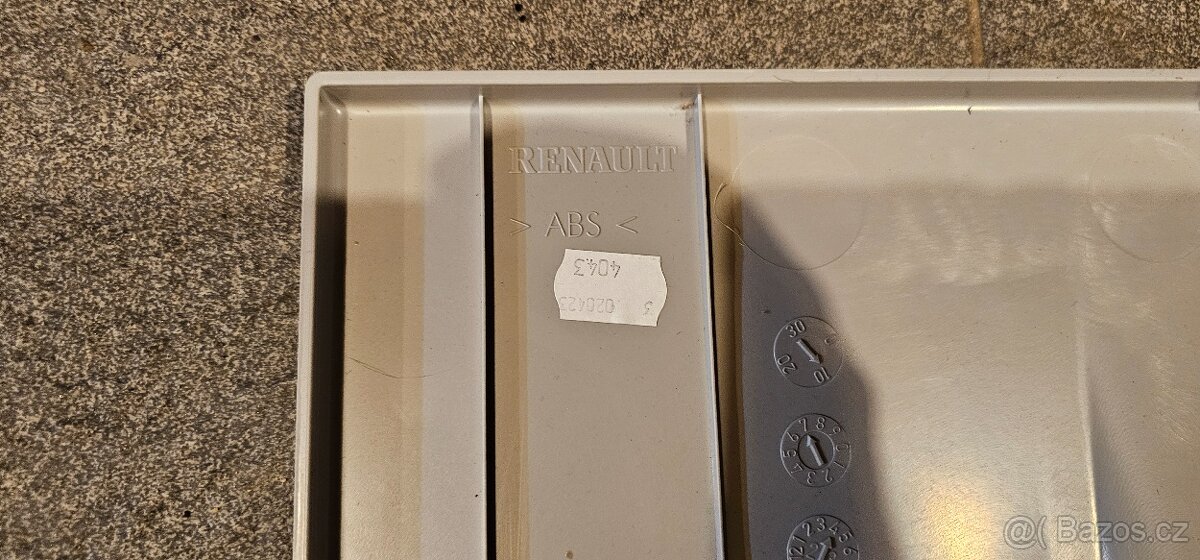 Nová elektrická střešní klapka, okno z Renault - 8