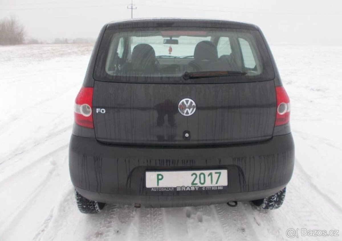 Volkswagen Fox 1,2 NOVÁ STK benzín manuál 40 kw - 8