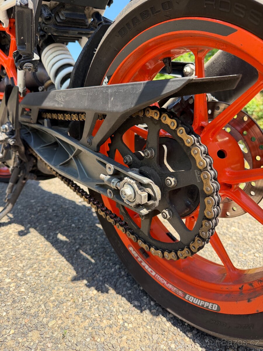 KTM Duke 390 - 8