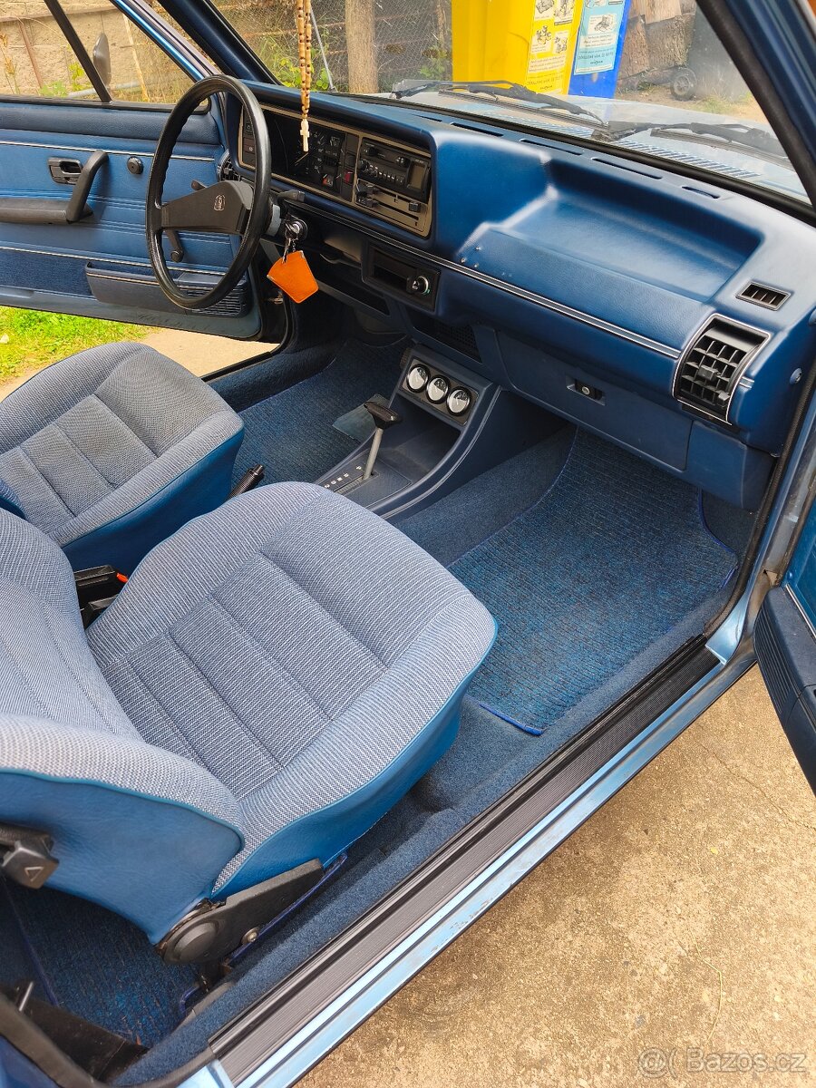 Volkswagen Jetta GL mk1 - 8