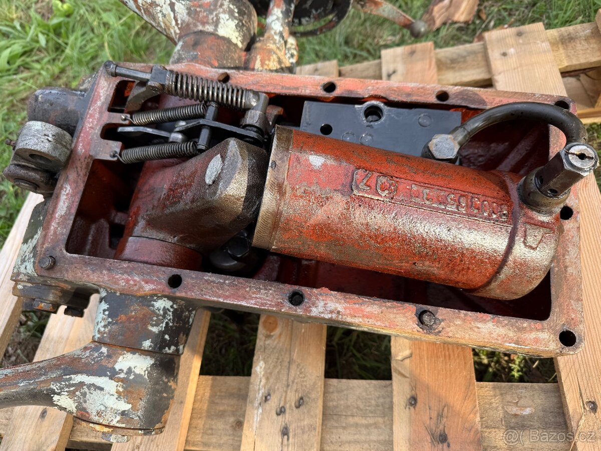 Díly zetor - 8