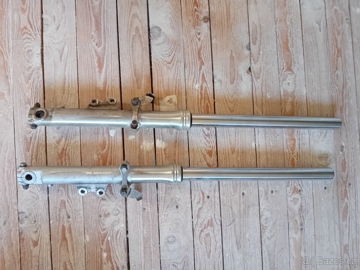 Yamaha xj 550 -náhradní díly - 8