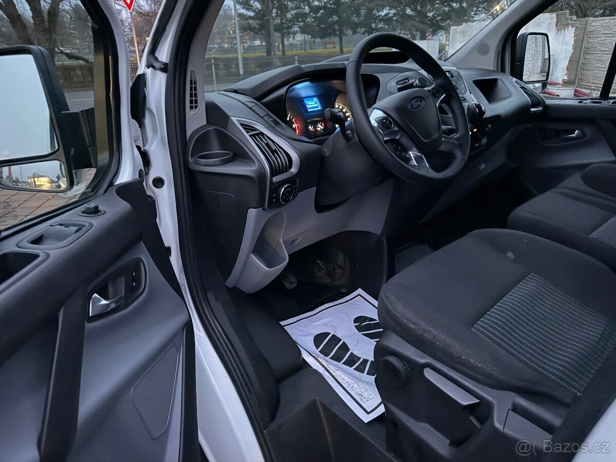 Ford Tranzit Custom 2,0 Tdci L2H1 r.v.2018 3 místa DPH - 8