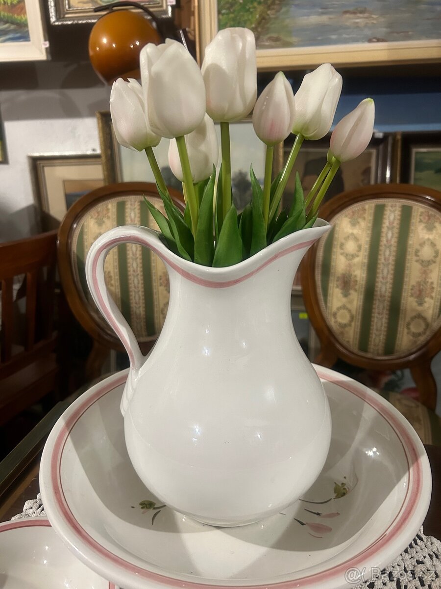 Porcelánová mycí souprava - 8