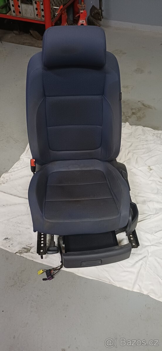 Vw Golf Plus sedadla - 8