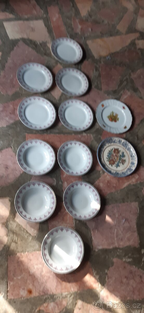 Hliníkova nádoba s víkem + další veteš na chalupu - 8