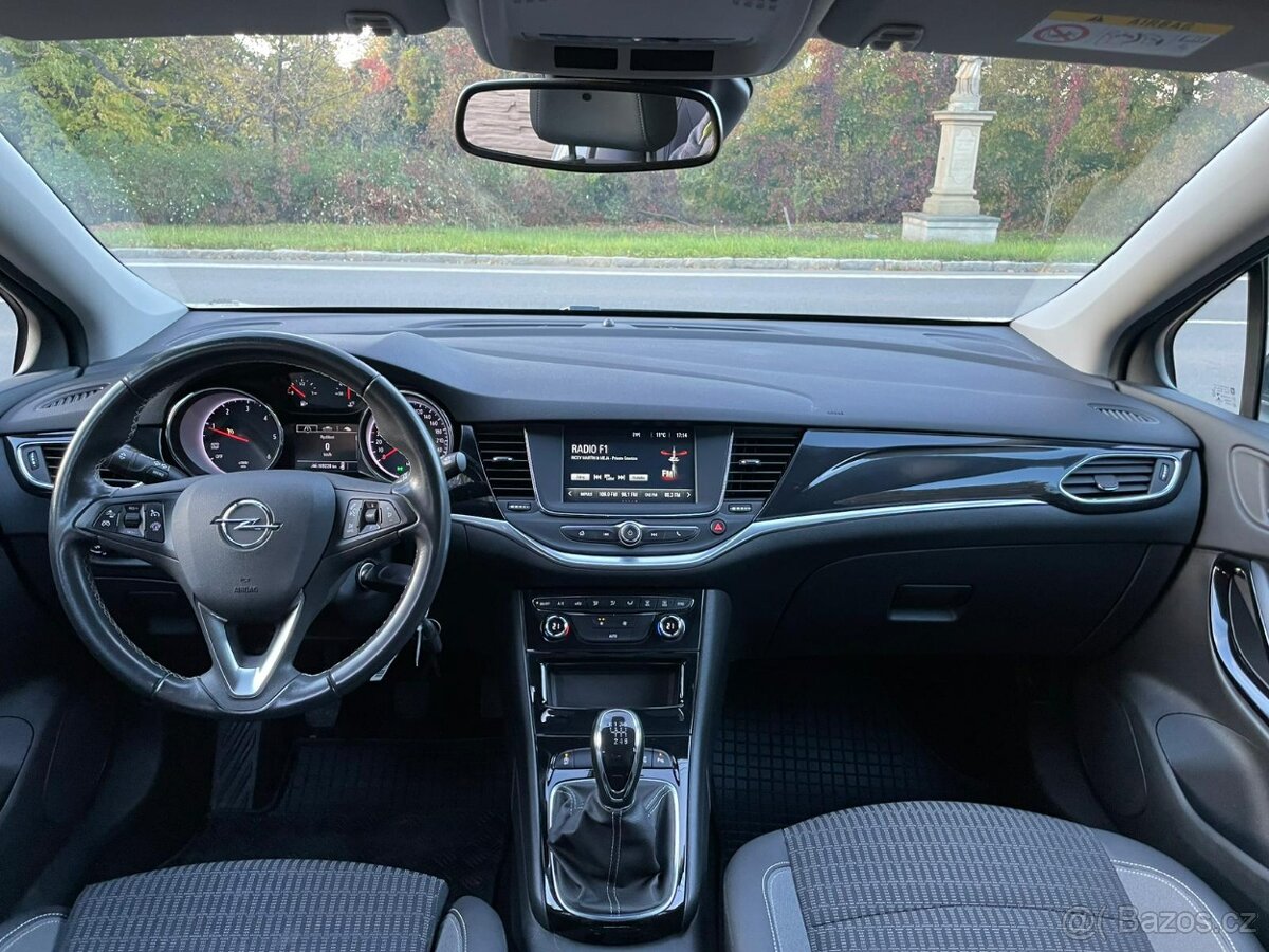 Opel Astra 90kW 1.MAJ ČR NEHAVAR. ZÁRUKA - 8