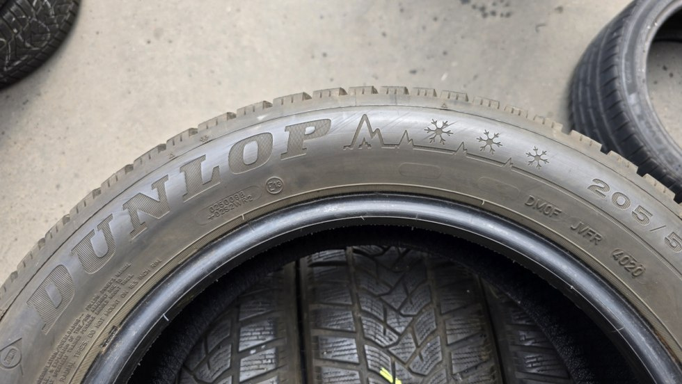 Zimní pneu 205/55/16 Dunlop - 8