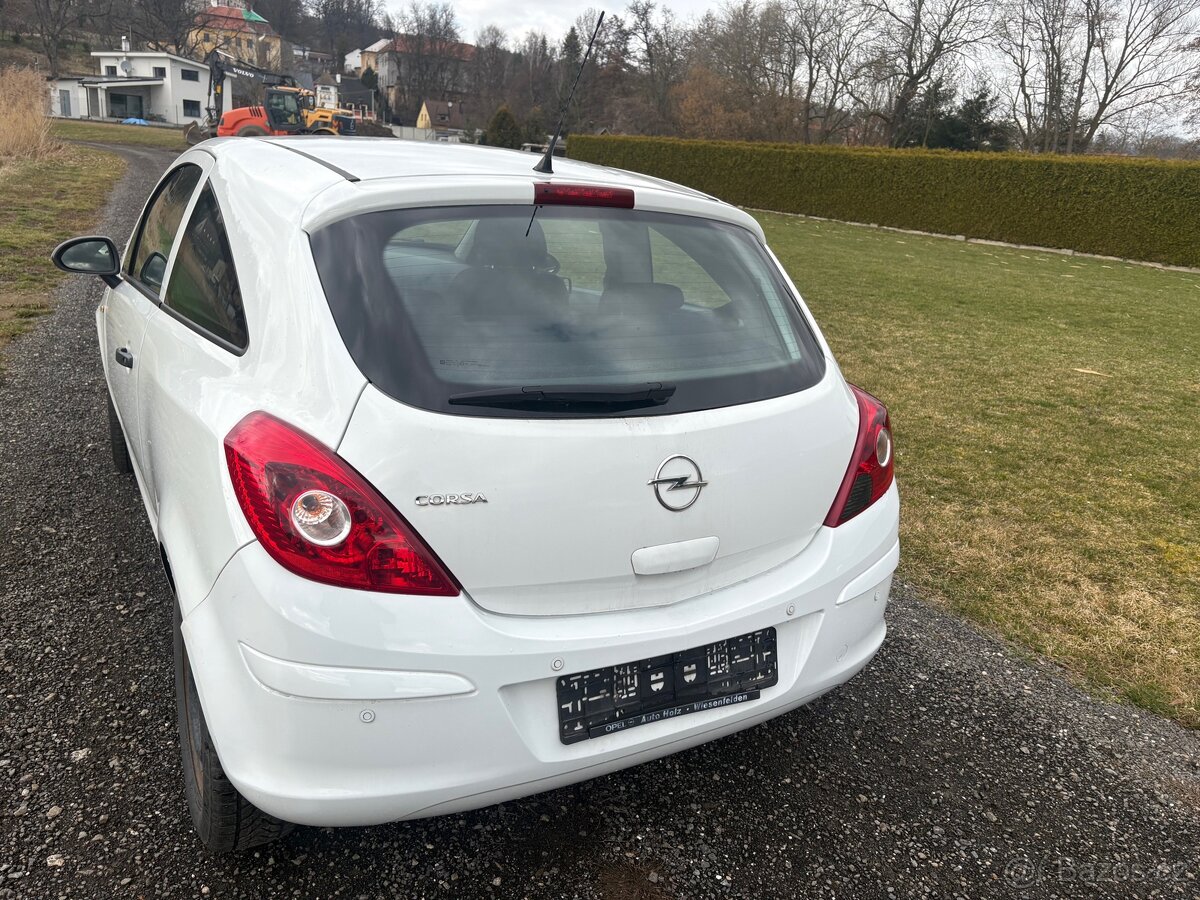 Opel Corsa 1.3 2009 - 8