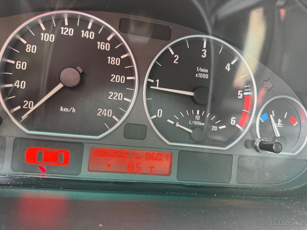 BMW E46 320D 110kw - 8