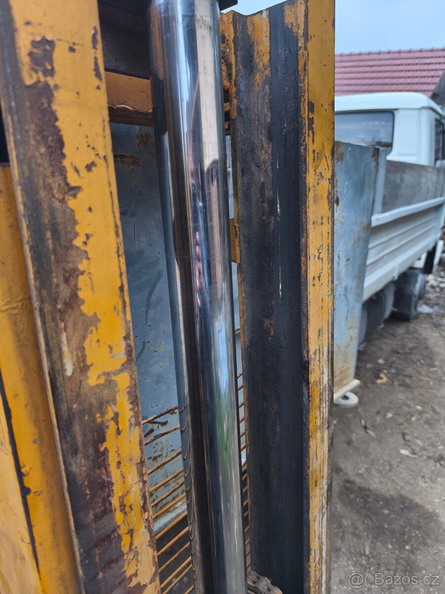 Věž VZV, nosnost 1500 kg - 8